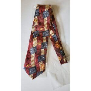 AMERICAN EAGLE OUTFITTERS AMERICAN FLAG SUN AND MOON THEMED COTTON TIE NWOT